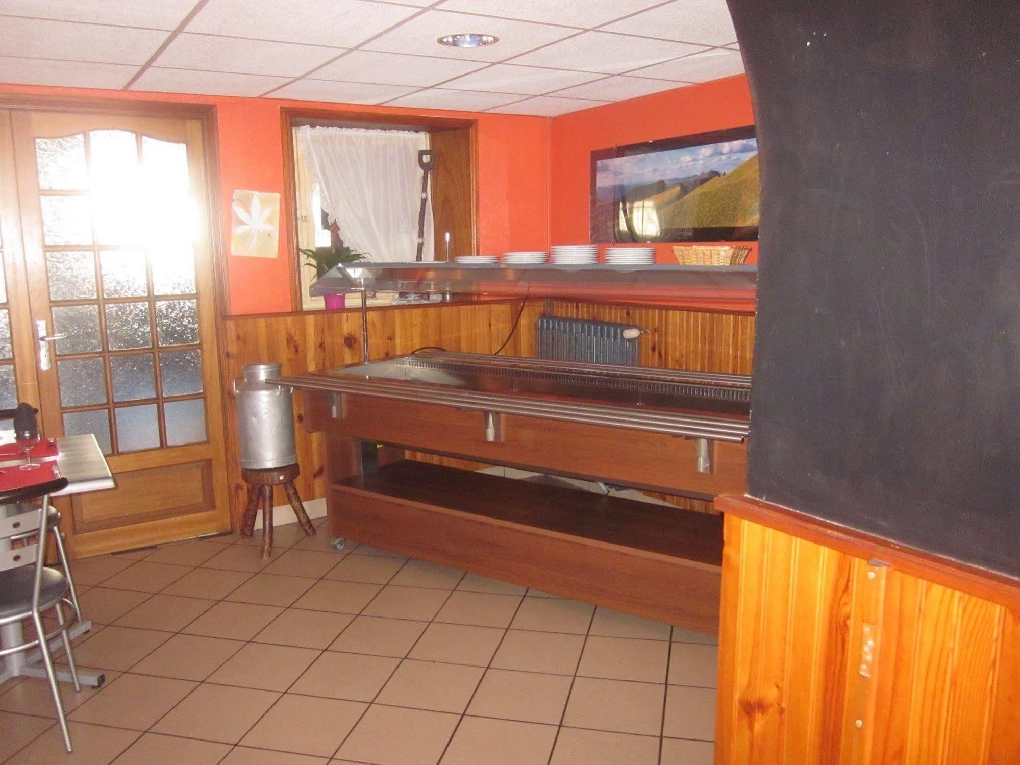 Auberge Des Volcans D'Auvergne Mably エクステリア 写真