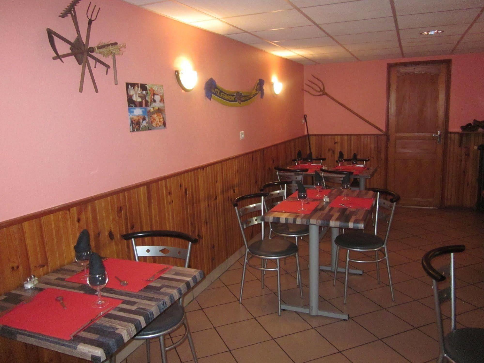 Auberge Des Volcans D'Auvergne Mably エクステリア 写真